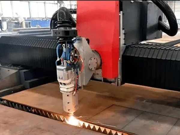 光纖激光切割機的技術特點和選擇方法