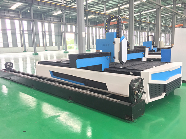 數(shù)控激光切割機(jī)的性能通常取決于以下幾個方面：